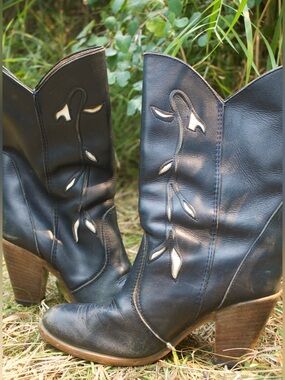 HANNA 1970s Made in Canada Cowgirl Boots